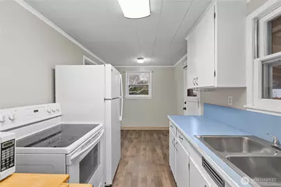 1100 3rd Street, East Wenatchee, WA 98802 - Photo 11