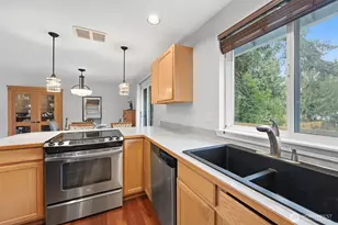 9517 204th Ave E, Bonney Lake, WA 98391 - Photo 13