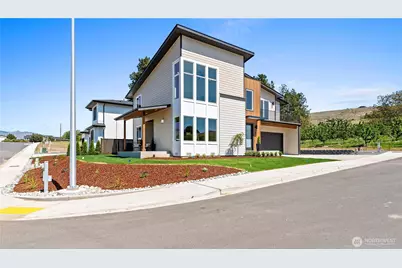 107 Chadwick Street NW, East Wenatchee, WA 98802 - Photo 3