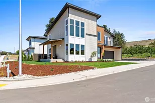 107 Chadwick St NW, East Wenatchee, WA 98802 - Photo 3