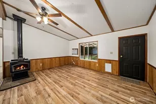 24226 SE 378th St, Enumclaw, WA 98022 - Photo 17