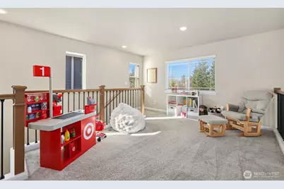 17818 Berkeley Parkway E, Bonney Lake, WA 98391 - Photo 19