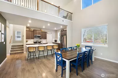 17818 Berkeley Parkway E, Bonney Lake, WA 98391 - Photo 7