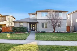 17818 Berkeley Pkwy E, Bonney Lake, WA 98391 - Photo 1