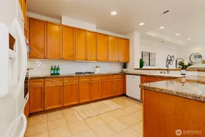 520 6th Avenue #4003, Kirkland, WA 98033 - Photo 7