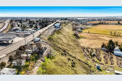 4994 Airway Drive NE, Moses Lake, WA 98837 - Photo 13