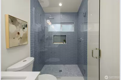 14321 C Interlake Avenue N, Seattle, WA 98133 - Photo 19