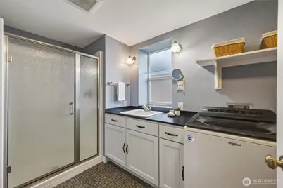 240 S Forest Street, Bellingham, WA 98225 - Photo 23