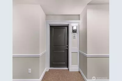 3150 W Government Way #407, Seattle, WA 98199 - Photo 3