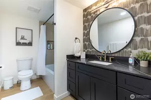 14321 Interlake Ave N, Seattle, WA 98133 - Photo 11