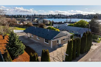 119 Elm St Unit #A and #B, Bremerton, WA 98310 - Photo 1