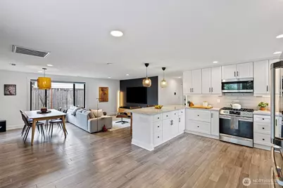 4205 S 350th Street, Auburn, WA 98001 - Photo 5