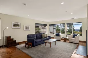 11122 NE 41st Dr, Kirkland, WA 98033 - Photo 1