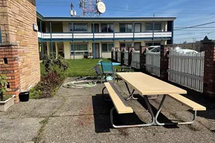 402 Laurel St, Port Angeles, WA 98362 - Photo 15