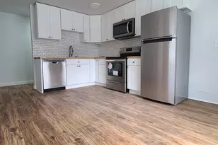 1319 S 9 Street S, Tacoma, WA 98405 - Photo 9