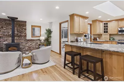 18903 NE 165th Place, Woodinville, WA 98072 - Photo 17