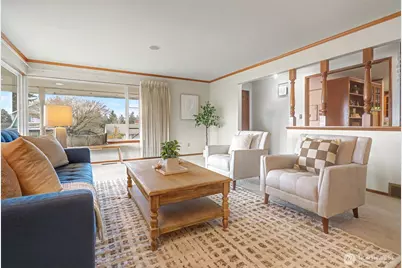 8900 2nd Avenue NE, Seattle, WA 98115 - Photo 5