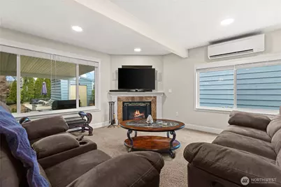 703 22nd Street SE, Auburn, WA 98002 - Photo 5