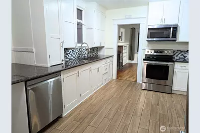 4833 S D Street, Tacoma, WA 98408 - Photo 9