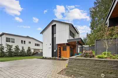 9692 51st Avenue S, Seattle, WA 98118 - Photo 25