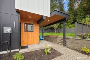 9692 51st Ave S, Seattle, WA 98118 - Photo 27