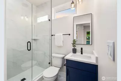 9692 51st Avenue S, Seattle, WA 98118 - Photo 9