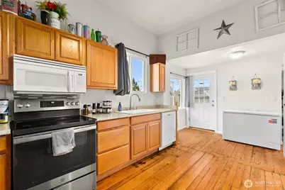 909 W Market Street, Aberdeen, WA 98520 - Photo 17