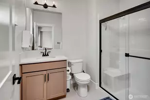 12143 NE 170th Pl, Bothell, WA 98011 - Photo 29