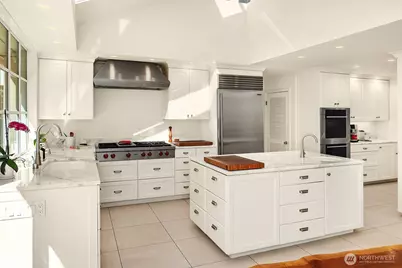 453 McGilvra Boulevard E, Seattle, WA 98112 - Photo 13