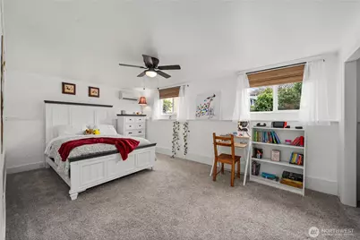 8718 48th Place W, Mukilteo, WA 98275 - Photo 23