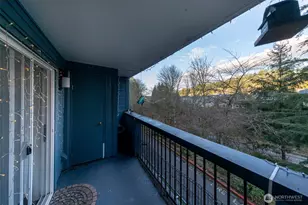 15917 Waynita Way NE, Bothell, WA 98011 - Photo 19