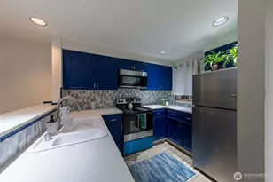 15917 Waynita Way NE, Bothell, WA 98011 - Photo 9