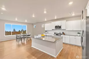 1323 Baker Heights Loop, Bremerton, WA 98312 - Photo 7