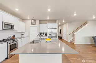 1323 Baker Heights Loop, Bremerton, WA 98312 - Photo 5