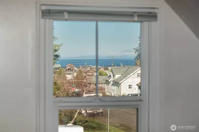 1202 W 9th Street, Port Angeles, WA 98363 - Photo 5