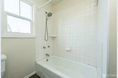 1202 W 9th Street, Port Angeles, WA 98363 - Photo 13