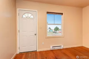 1202 W 9th St, Port Angeles, WA 98363 - Photo 7