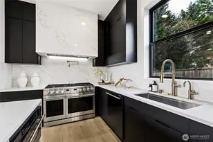 3695 122nd Ave SE, Bellevue, WA 98006 - Photo 9