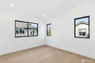 3695 122nd Ave SE, Bellevue, WA 98006 - Photo 27