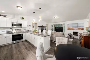 13416 124th Ave E, Puyallup, WA 98374 - Photo 17