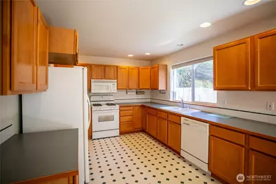 4016 Stikes Drive SE, Lacey, WA 98503 - Photo 11