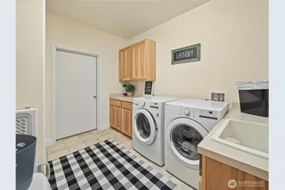 12811 Kapowsin Highlands Drive E, Graham, WA 98338 - Photo 21