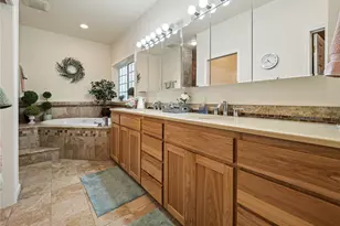 12811 Kapowsin Highlands Dr E, Graham, WA 98338 - Photo 15