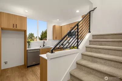 4408 D 50th Avenue S, Seattle, WA 98118 - Photo 15