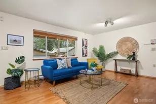 565 NE Ormsby Way, Bremerton, WA 98311 - Photo 11