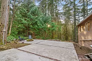 565 NE Ormsby Way, Bremerton, WA 98311 - Photo 29