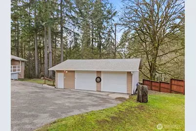 565 NE Ormsby Way, Bremerton, WA 98311 - Photo 3