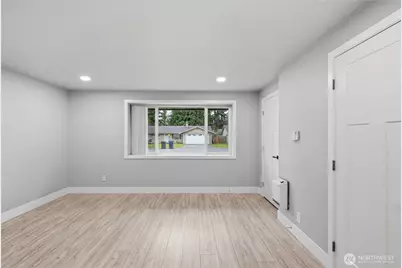 4403 106th Place NE, Marysville, WA 98271 - Photo 11