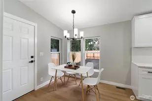 20307 113th St E, Bonney Lake, WA 98391 - Photo 13