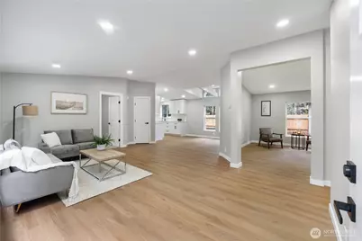 20307 113th Street E, Bonney Lake, WA 98391 - Photo 3